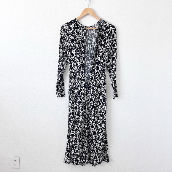 Boden Crew Neck Midi Tea Dress in Black Bloom Silhouette - Picture 9 of 10